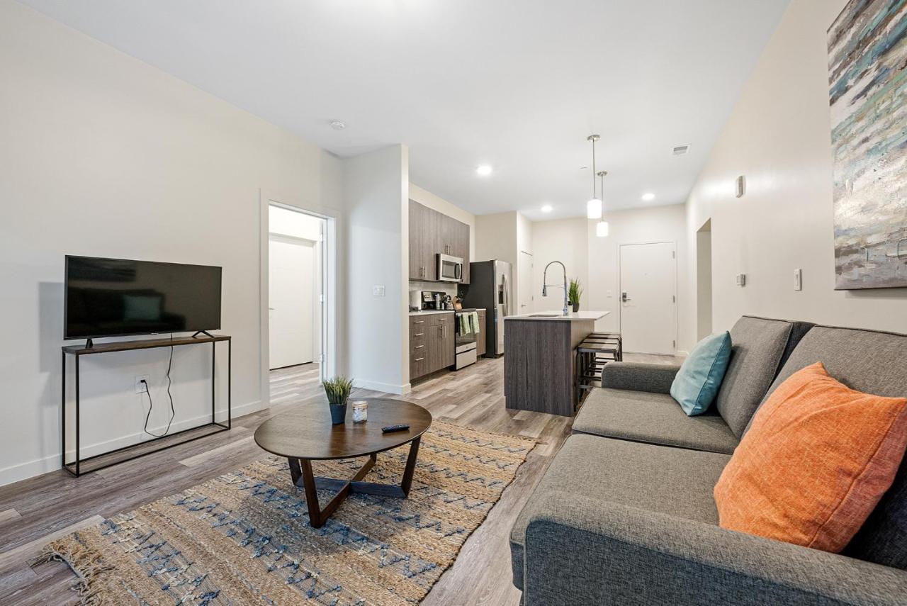 The Edge On 4th By Airriva Apartment