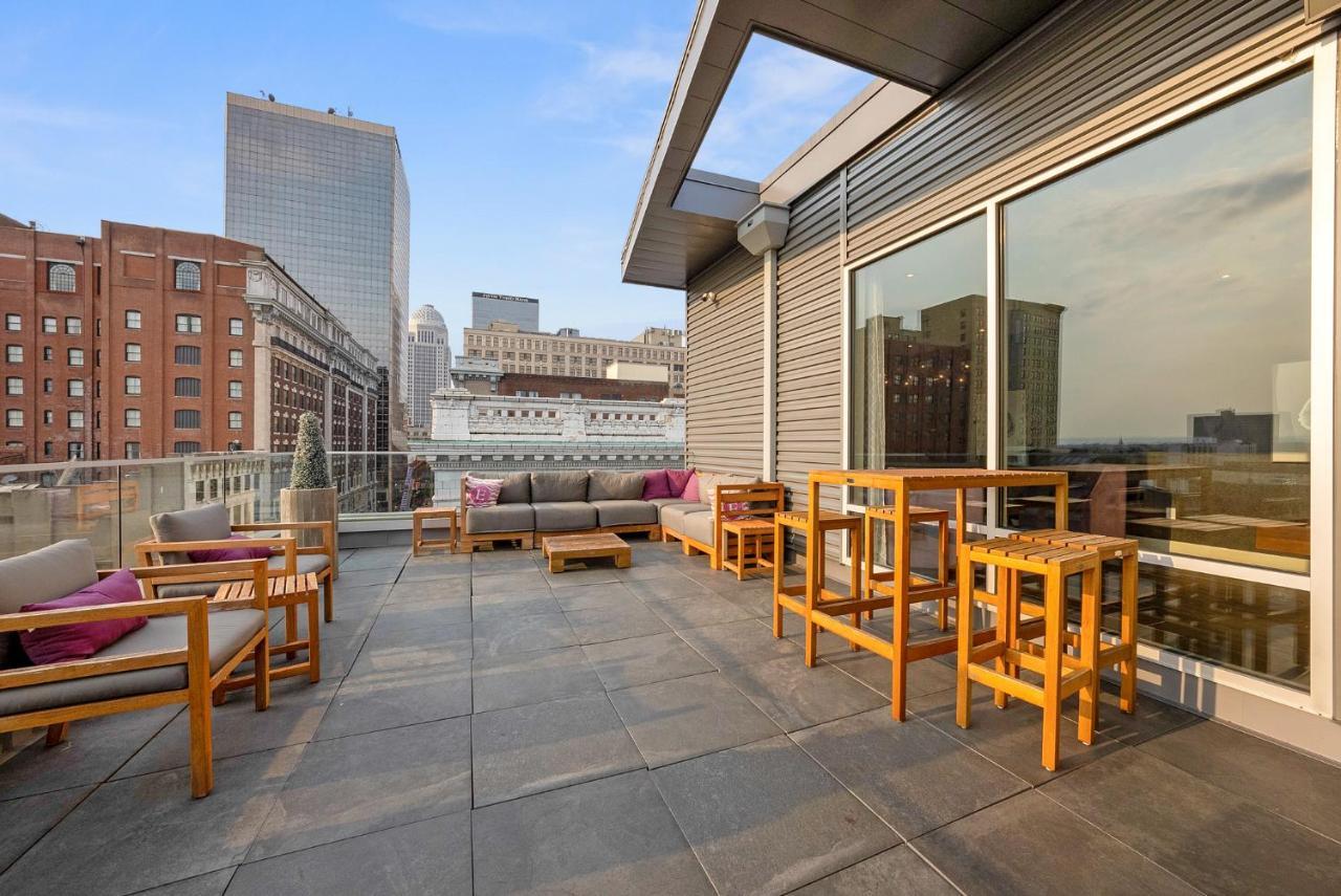 Apartment The Edge On 4th By Airriva Louisville
