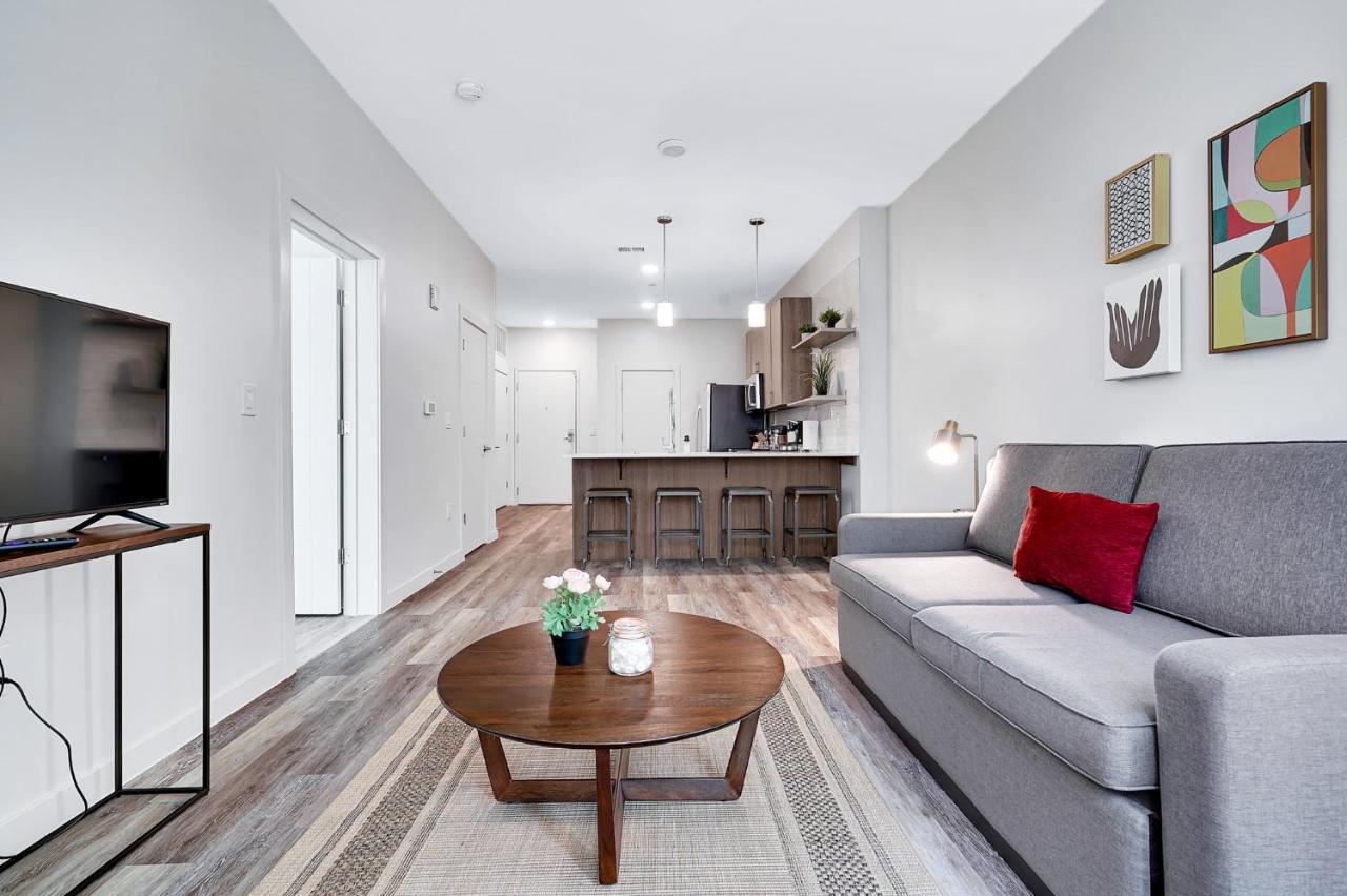 The Edge On 4th By Airriva Louisville